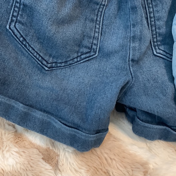 Gap kids shorts bundle!! Great Demin shorts - Picture 7 of 8